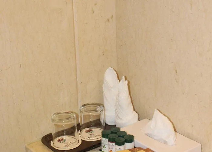 Hotel Himalaya - Your Business & Leisure Retreat