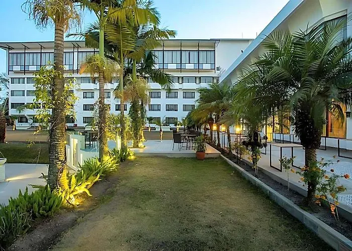 Himalaya - Your Business & Leisure Retreat 酒店 5*